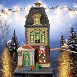 Dept 56 Haberdashery Christmas in the City Lighted Christmas Building - 1992